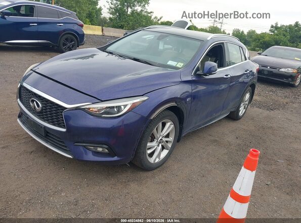 SJKCH5CP6HA024897 2017 INFINITI QX30 Blue Առջևի ձախ երեք քառորդ տեսարան