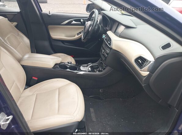 SJKCH5CP6HA024897 2017 INFINITI QX30 Blue Սալոնի դիմացի տեսք