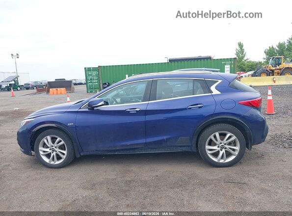 SJKCH5CP6HA024897 2017 INFINITI QX30 Blue Սալոնի 360 աստիճան տեսք