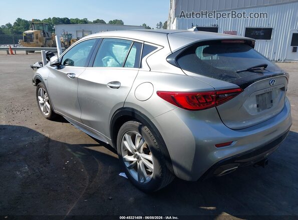 SJKCH5CP7HA033320 2017 INFINITI QX30 Серебряный Задняя левая четверть