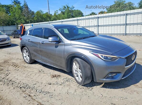SJKCH5CP7JA042007 2018 INFINITI QX30 Silver Передня права чверть