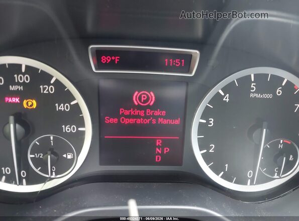 SJKCH5CPXHA033358 2017 INFINITI QX30 Red 