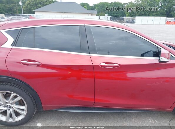 SJKCH5CPXHA033358 2017 INFINITI QX30 Red 