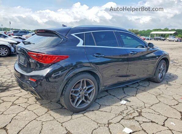 SJKCH5CPXHA033568 2017 INFINITI QX30 Black 