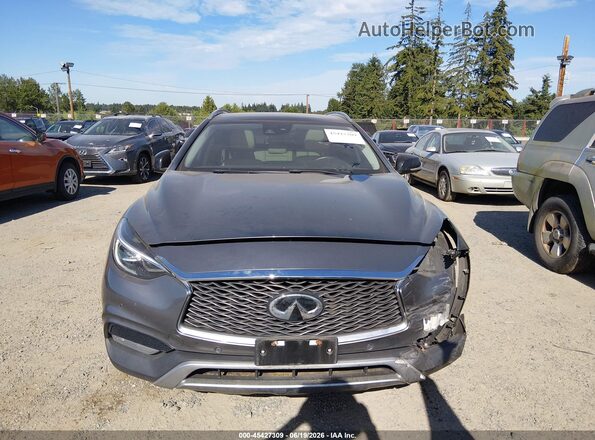 SJKCH5CR9HA018075 2017 INFINITI QX30 Silver Widok wnętrza z tyłu
