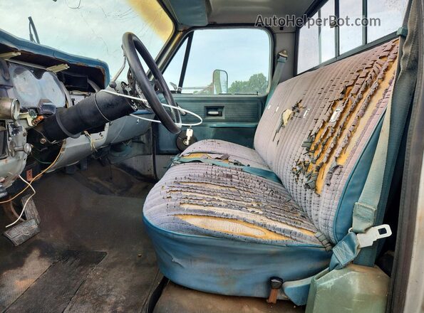 TCS349B533630 1979 GMC C3500 White Widok wnętrza z przodu