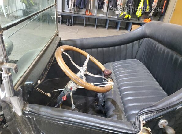 TP23T562K 1923 FORD MODEL Black 