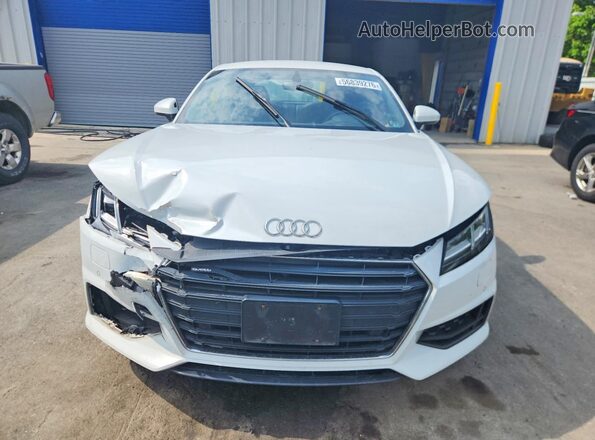 TRUAEAFV5K1002988 2019 AUDI TT White Front view
