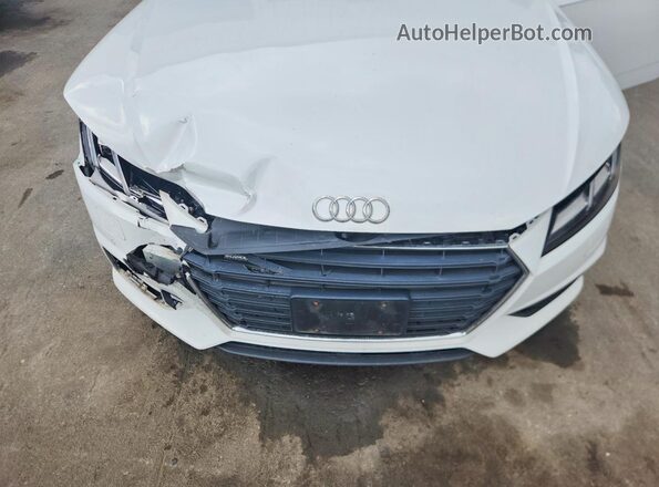 TRUAEAFV5K1002988 2019 AUDI TT White Rear interior view