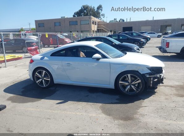 TRUAEAFVXN1001341 2022 AUDI TT Белый Панорамный вид салона 360°