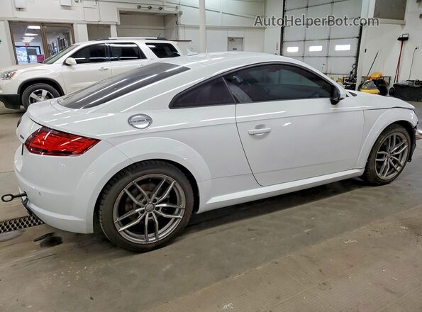 TRUC5AFV0J1013906 2018 AUDI TT White Rear right