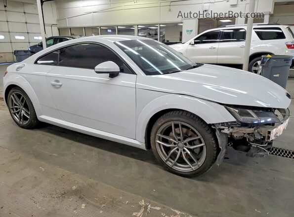 TRUC5AFV0J1013906 2018 AUDI TT White Front right