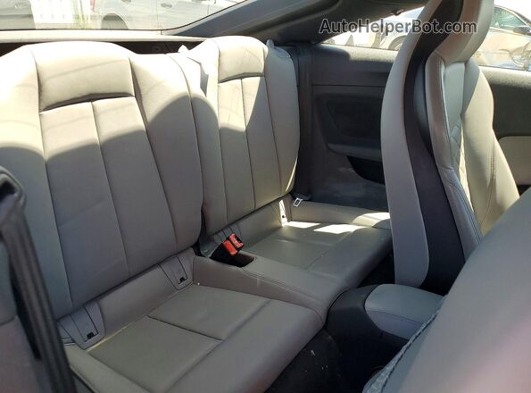 TRUC5AFV5H1006119 2017 AUDI TT White Vista de los asientos traseros