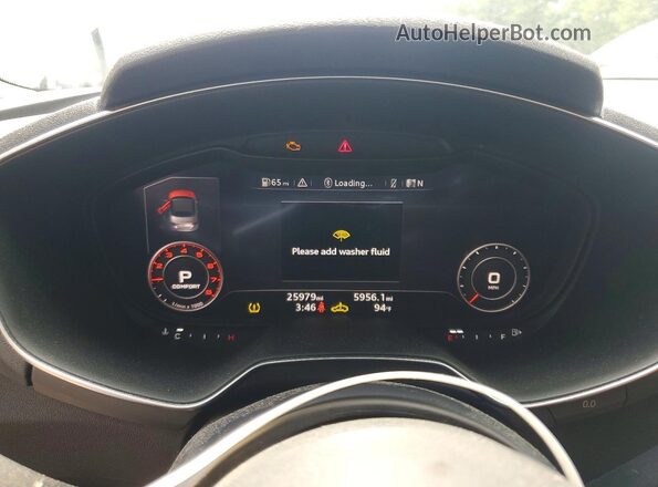 TRUT5CFV2J1002675 2018 AUDI TT White ხელსაწყოთა პანელის ხედი