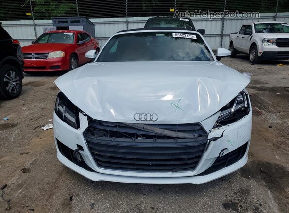 TRUT5CFV2J1002675 2018 AUDI TT White წინა ხედი