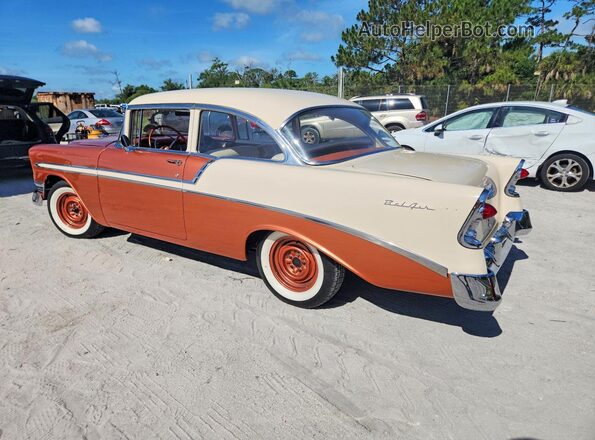 VC56T153567 1956 CHEVROLET B-SERIES Двухцветный 
