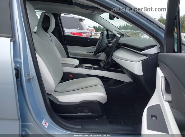 VCF1ZBU20PG004942 2023 FISKER OCEAN Blue Widok wnętrza z przodu