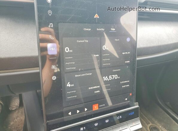 VCF1ZBU22PG005638 2023 FISKER OCEAN Blue Սարքավորումների վահանակի տեսք