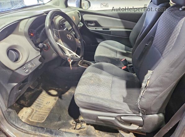 VNKJTUD39GA060619 2016 TOYOTA YARIS Charcoal წინა სალონის ხედი