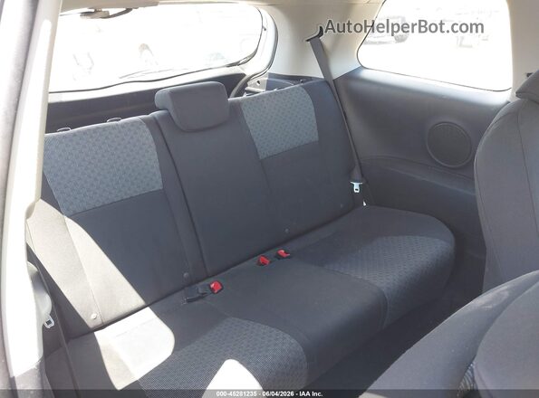 VNKJTUD3XGA058491 2016 TOYOTA YARIS White VIN კოდის სტიკერის ხედი