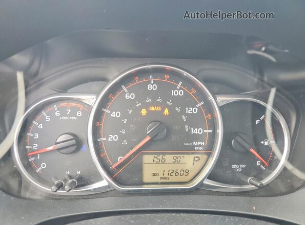 VNKKTUD31GA066726 2016 TOYOTA YARIS Silver Instrument cluster view