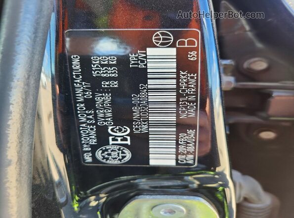 VNKKTUD32JA088452 2018 TOYOTA YARIS Черный Вид подкапотного пространства
