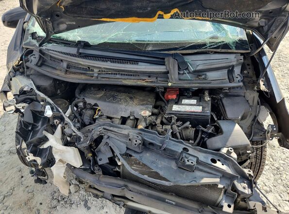 VNKKTUD35HA079612 2017 TOYOTA YARIS Black Rear interior view