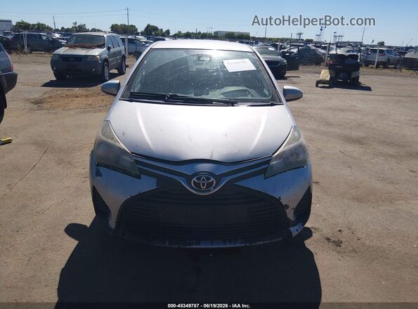 VNKKTUD36HA080655 2017 TOYOTA YARIS Silver Vista del cuadro de instrumentos