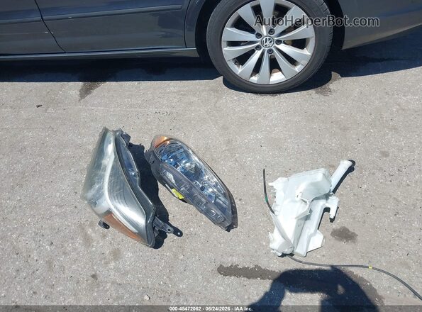 VNKKTUD38HA072802 2017 TOYOTA YARIS Gray Widok zestawu wskaźników