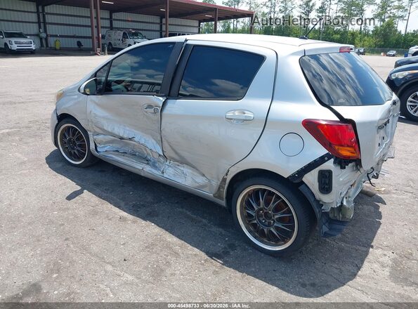 VNKKTUD38HA078180 2017 TOYOTA YARIS Серебряный Задняя левая четверть