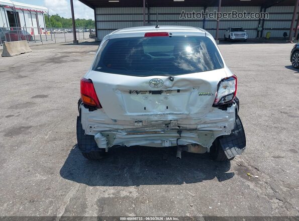 VNKKTUD38HA078180 2017 TOYOTA YARIS Серебряный 
