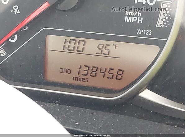 VNKKTUD38HA078180 2017 TOYOTA YARIS Серебряный Панорамный вид салона 360°