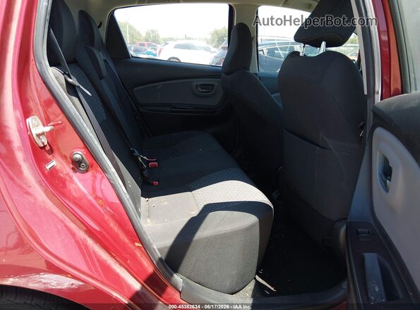 VNKKTUD38HA082987 2017 TOYOTA YARIS Red VIN կոդի պիտակի տեսք