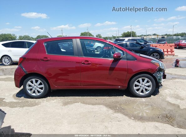 VNKKTUD38HA082987 2017 TOYOTA YARIS Red Սալոնի 360 աստիճան տեսք