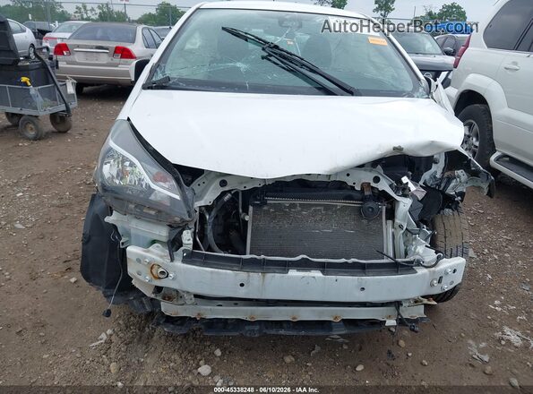 VNKKTUD38JA097110 2018 TOYOTA YARIS White 