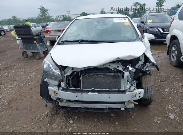 VNKKTUD38JA097110 2018 TOYOTA YARIS White 