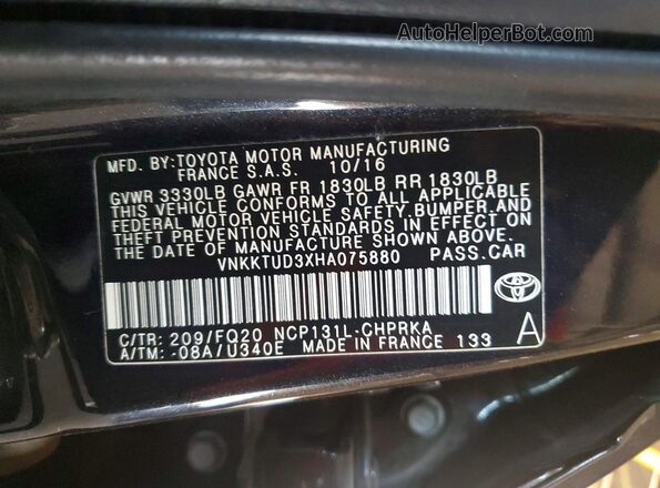 VNKKTUD3XHA075880 2017 TOYOTA YARIS Черный Вид подкапотного пространства