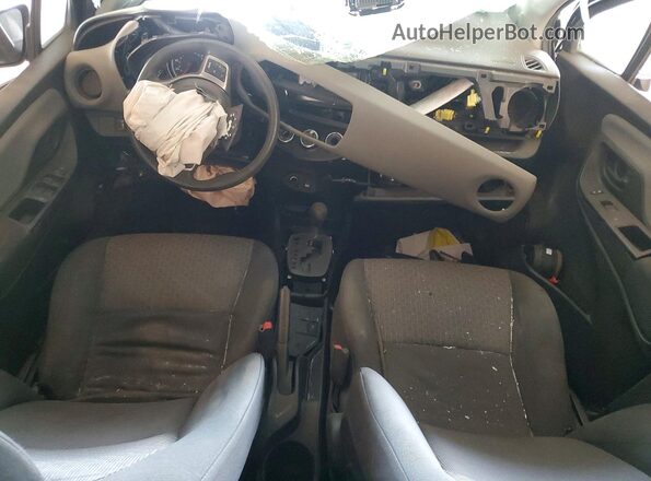 VNKKTUD3XHA075880 2017 TOYOTA YARIS Черный Вид панели приборов
