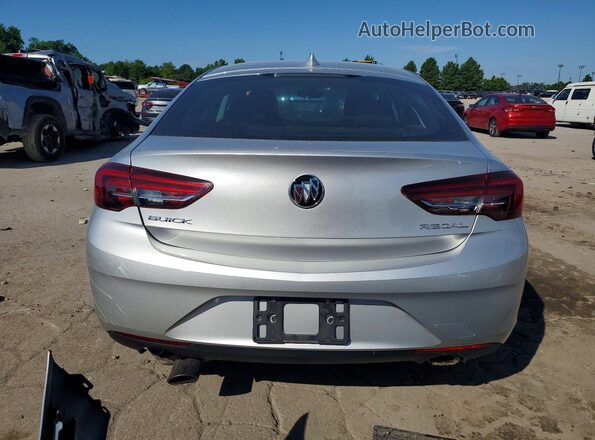 W04GL6SXXJ1144583 2018 BUICK REGAL Silver Вид ззаду