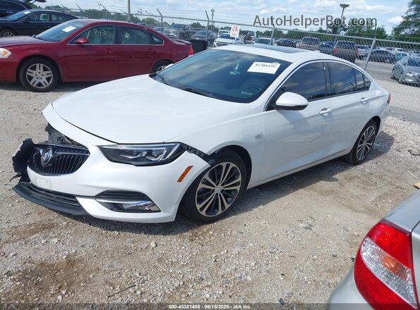 W04GP6SX5J1065780 2018 BUICK REGAL Белый Передняя левая четверть