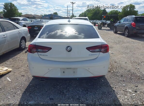 W04GP6SX5J1065780 2018 BUICK REGAL Белый 