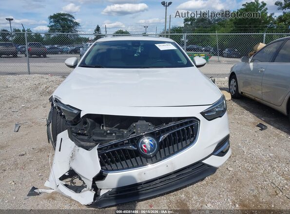 W04GP6SX5J1065780 2018 BUICK REGAL Белый Вид щитка приборов