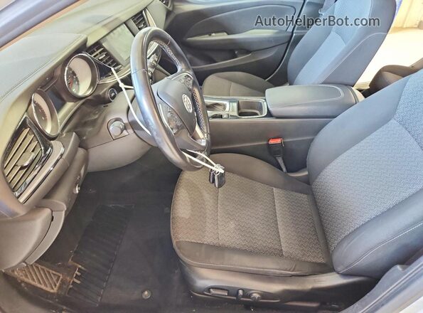 W04GU8SX5K1017380 2019 BUICK REGAL Белый Вид салона спереди