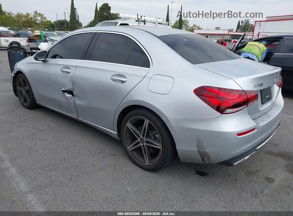 W1K3G4EB0LJ203579 2020 MERCEDES-BENZ A 220 Silver Rear left