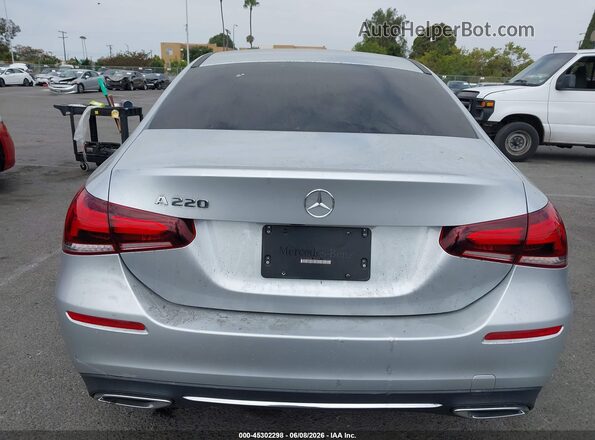 W1K3G4EB0LJ203579 2020 MERCEDES-BENZ A 220 Silver 