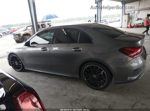 W1K3G4EB0NJ365800 2022 MERCEDES-BENZ A 220 Gray 360 interior view
