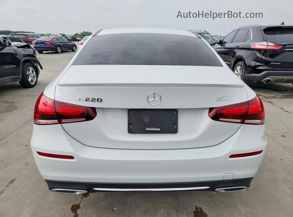 W1K3G4EB1LJ230984 2020 MERCEDES-BENZ A White უკანა ხედი