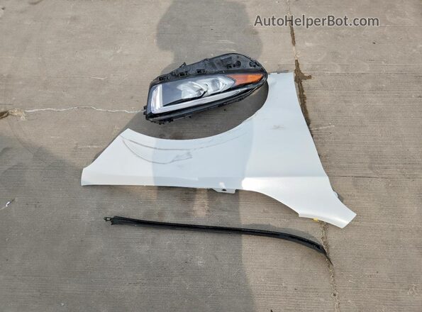 W1K3G4EB1LJ230984 2020 MERCEDES-BENZ A White ძრავის განყოფილების ხედი