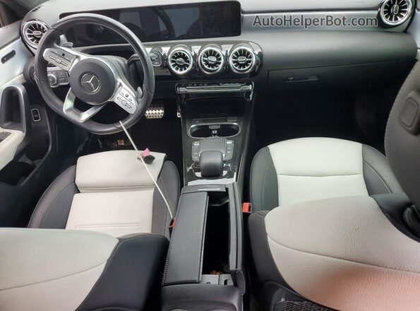 W1K3G4EB2NJ361652 2022 MERCEDES-BENZ A Черный Вид панели приборов