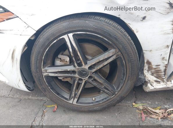 W1K3G4EB3LJ210686 2020 MERCEDES-BENZ A 220 White 